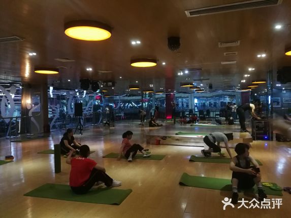 国务院:加快人工智能在全民健身场地设施、赛事活动、健身指导、宣传推广等方面的应用(图1)